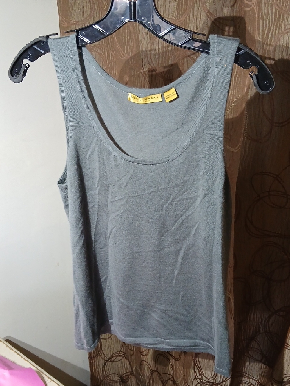 Donna Karan Cashmere Gray Scoop Neck Tank Top